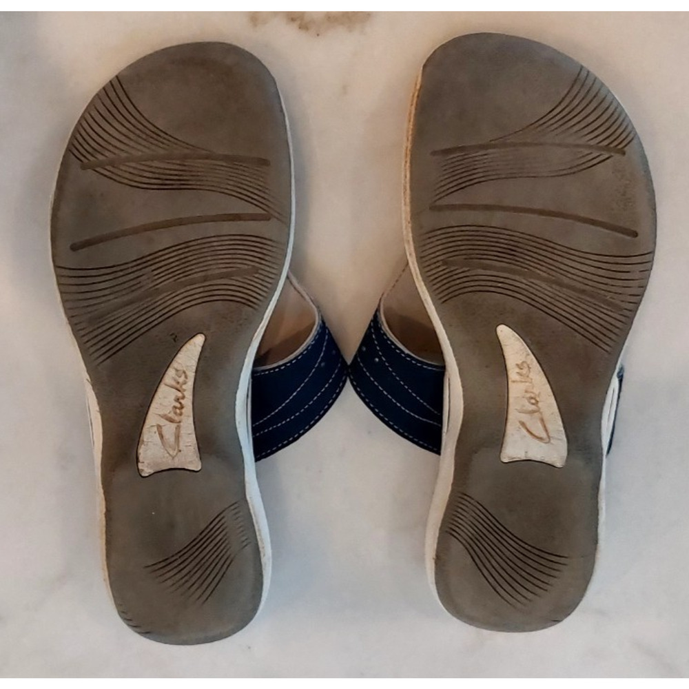 Clarks Brinkley Star Navy Thong Sandal - size 10 - Picture 5 of 5